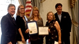 Jackie Burditt receives the
Republican Women's Club
Community Service Award